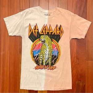 Urban Outfitters - Def Leppard T shirt